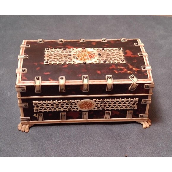 Vintage Vizagapatam Box Faux Tortoiseshell Carved Painted - Picture 1 of 10